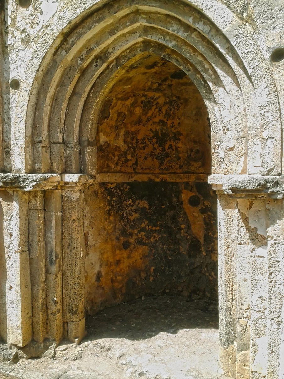 Gede ruins
