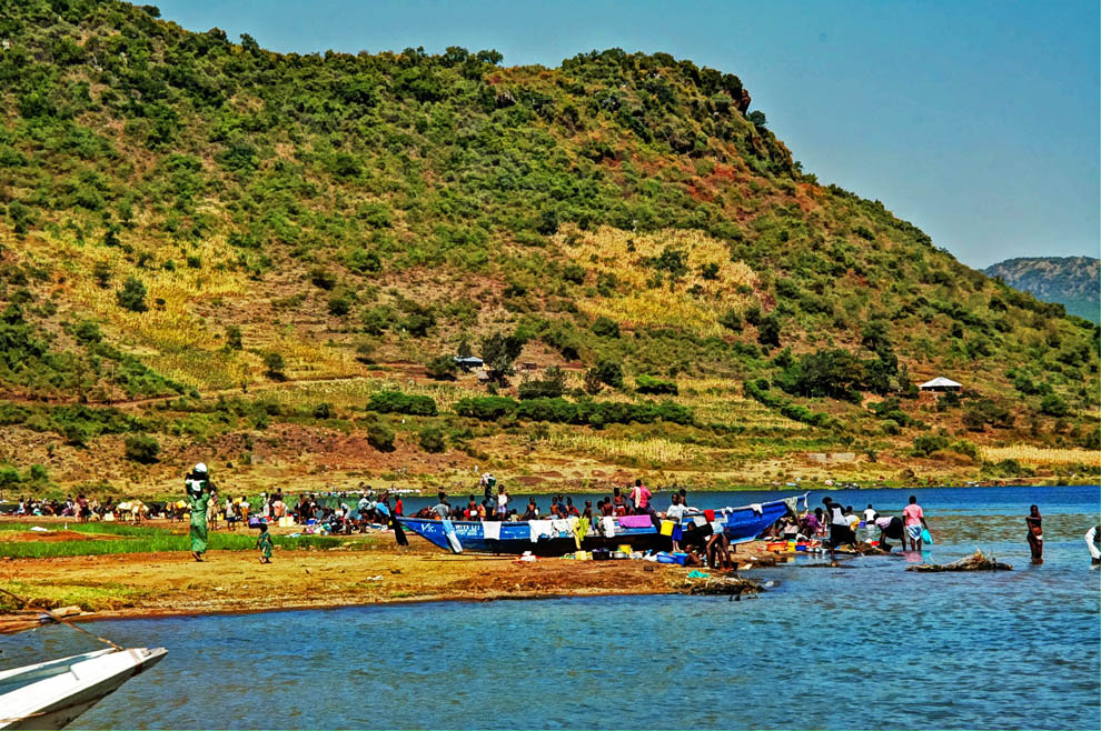 Ruma National Park_Lake shore