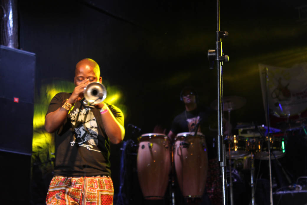 Blankets&Wine50_Mi Casa Mo-T2