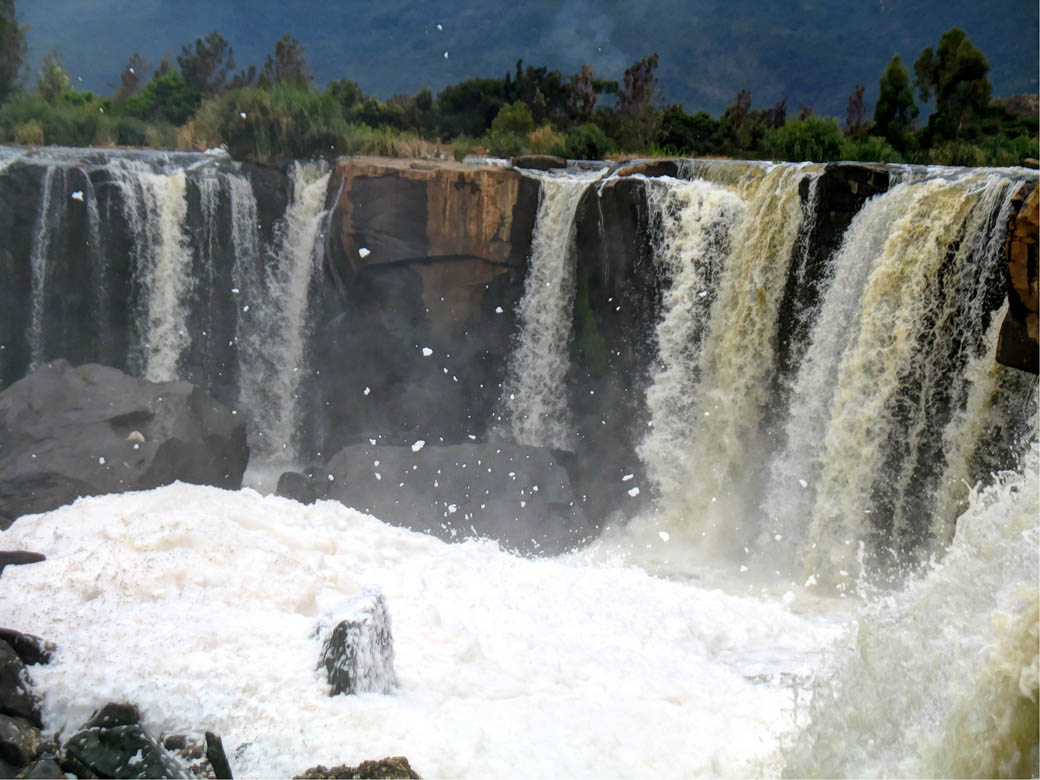 Foam emanating from the Fourteen Falls due to pollution Foam emanating from the Fourteen Falls due to pollution