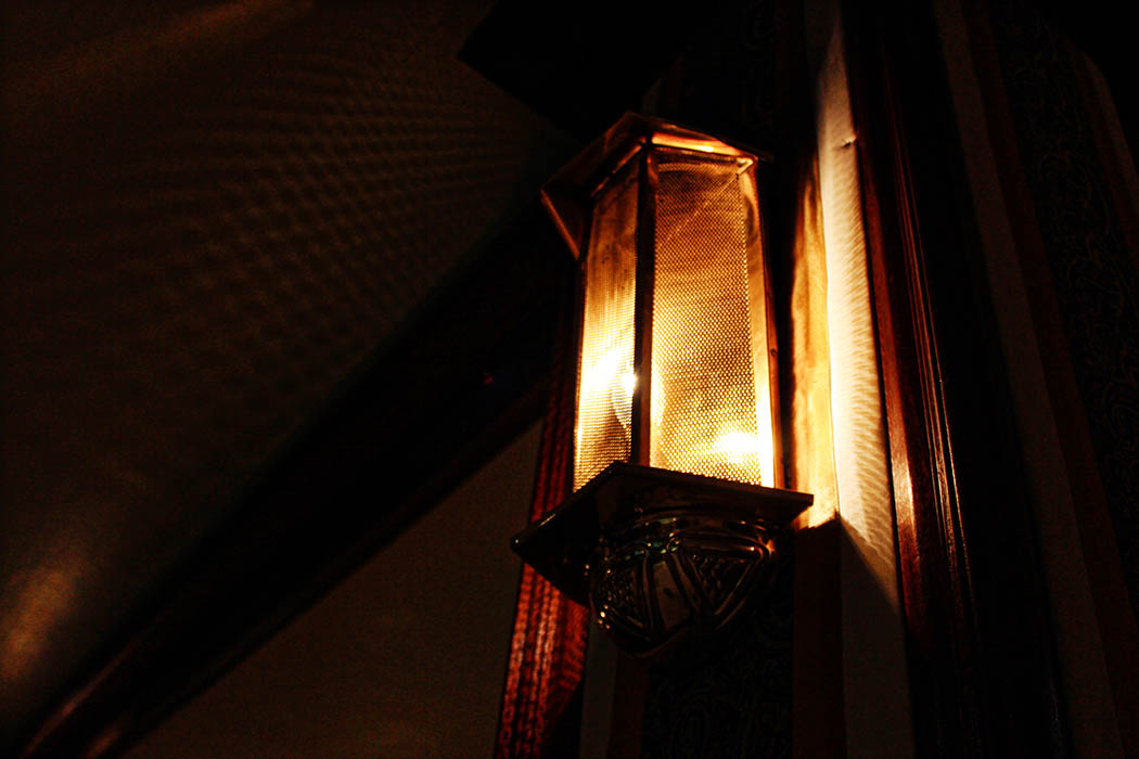 Bhandini review_lighting