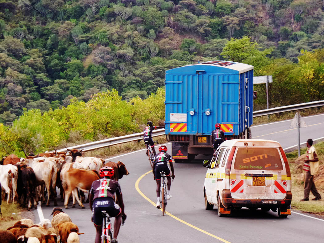 Unexpected Kenya_Kenyan Riders hitching ride