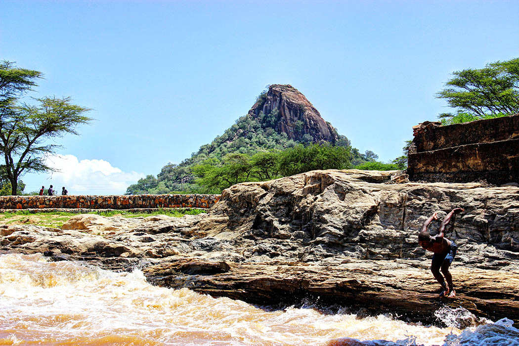 Sights & People from the North Rift_Boy diving1