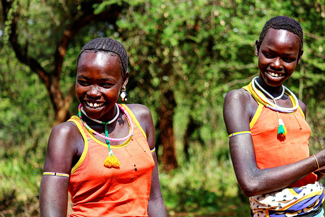 Sights & People from the North Rift_Pokot girls3