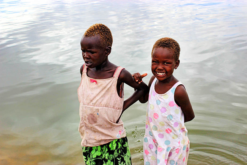 Sights & People from the North Rift_Turkana girls2