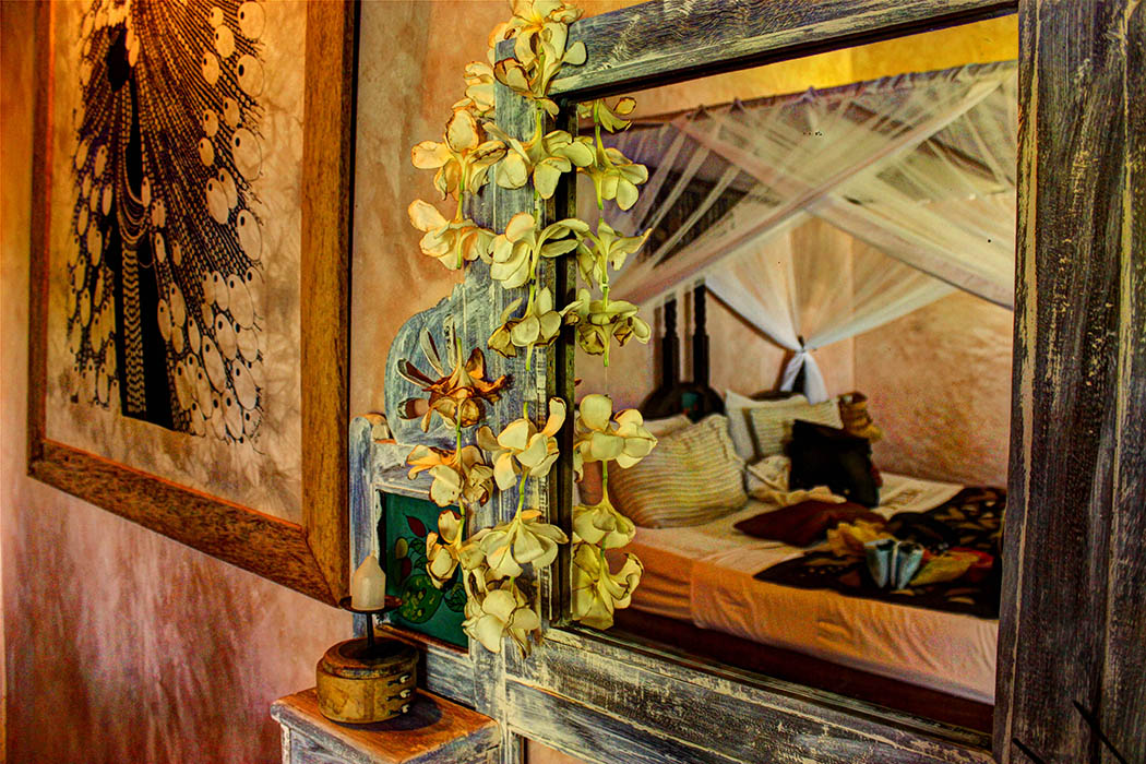 Sands at Nomad Hotel_Mirror