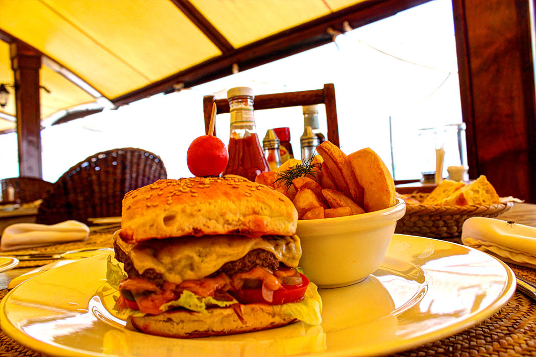 Sands at Nomad restaurant_Burger