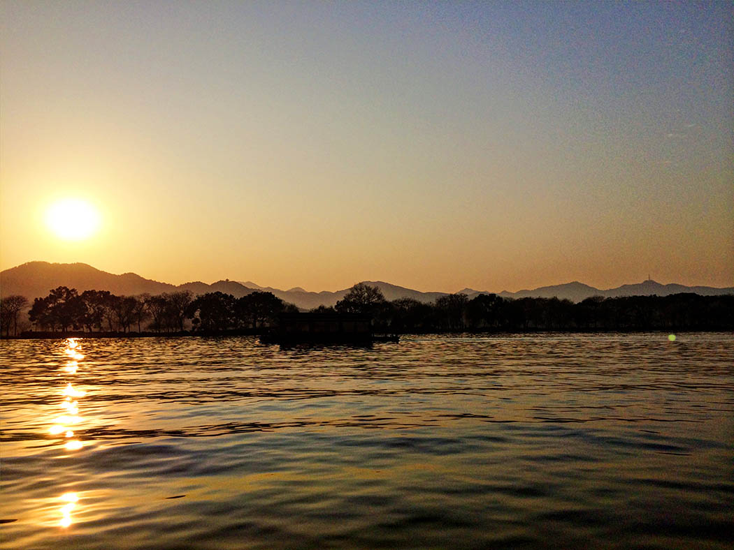 Hangzhou_Sunset on The Lake