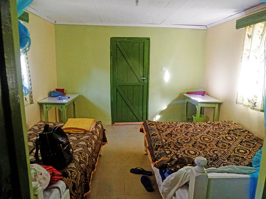 Rhino Camp_Room1