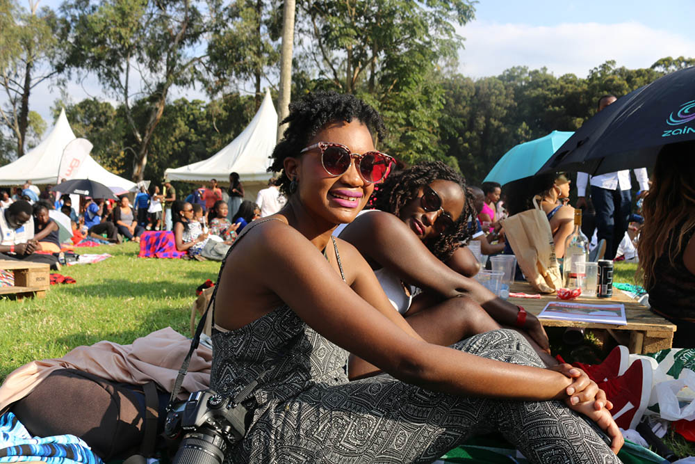 Blankets and Wine July 2016_Crowd2