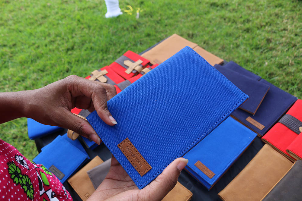 Blankets and Wine July 2016_Sandstorm