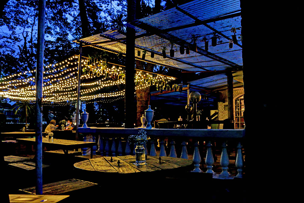 The Juniper Kitchen_By night1