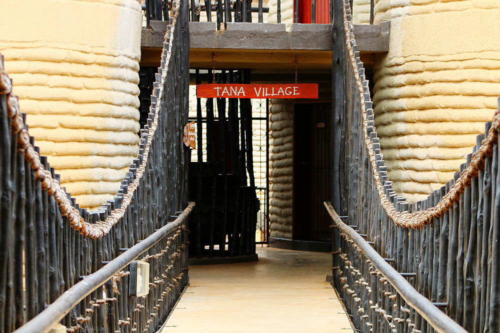 sarova-salt-lick-game-lodge_pathway-to-rooms