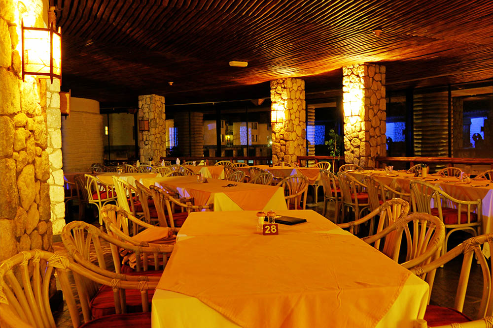 sarova-salt-lick-game-lodge_restaurant2