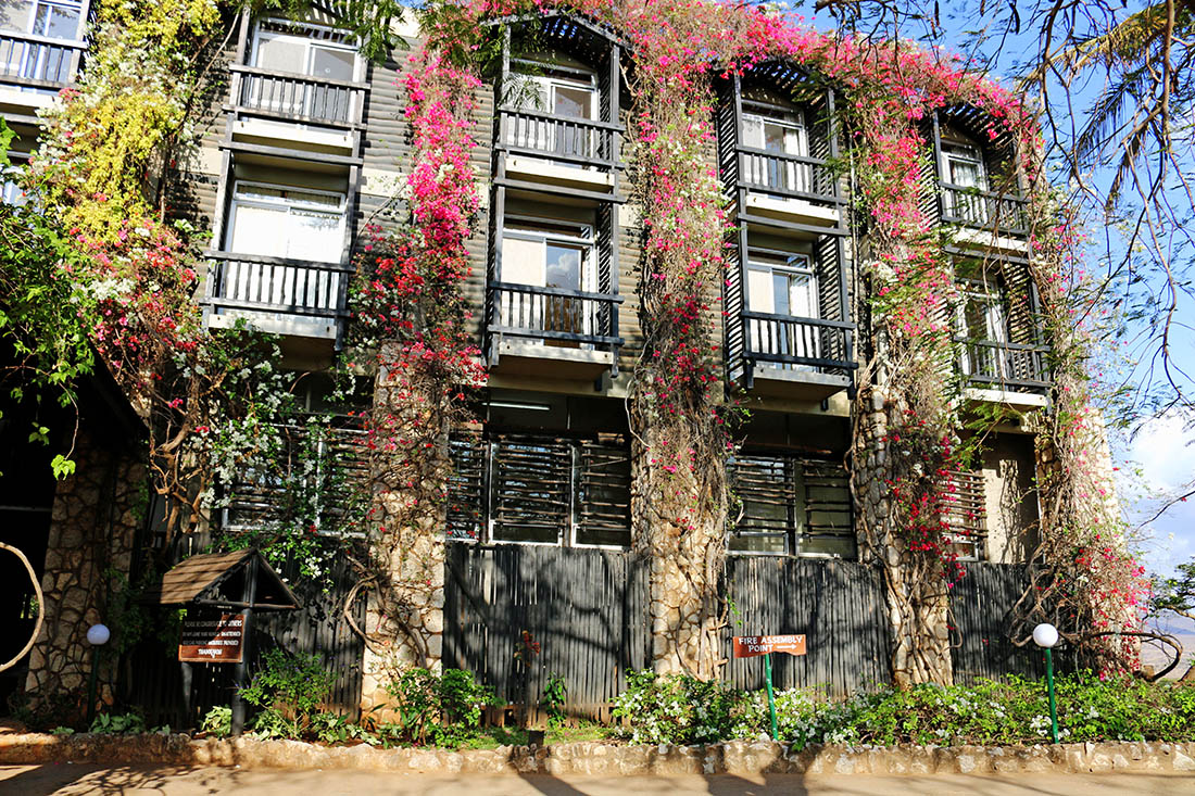 sarova-taita-hills-game-lodge_exterior
